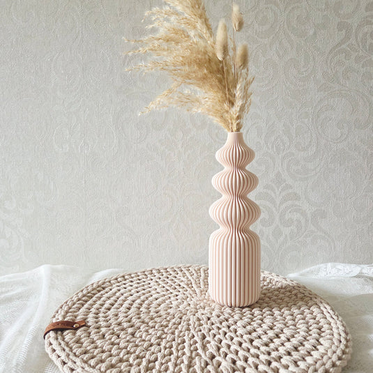 Nordic Vase - Double Gourd Design